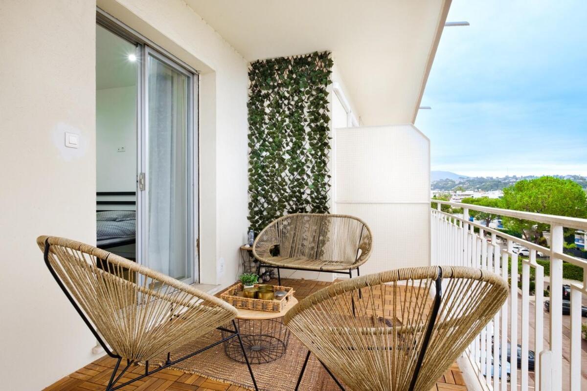 Le Millesime ~ Vue ~ Balcon ~ Parking Apartment Cagnes-sur-Mer Bagian luar foto